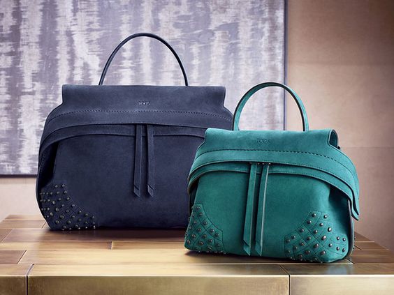 TOD'Sの新アイコン「WAVE BAG」から目が離せない！