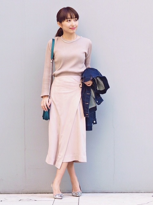 春コーデに取り入れたい ピンクスカート で可愛い キレイ ファッションコレクト
